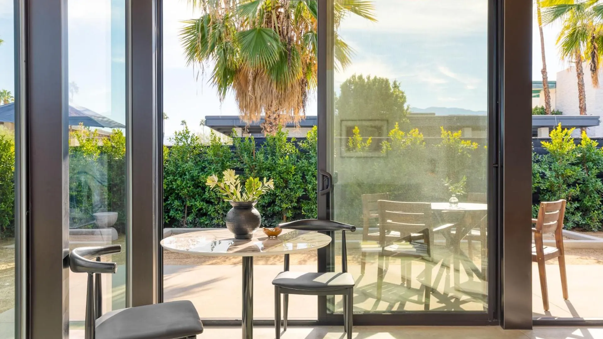 Blackhaus Full Buyout By Avantstay 16-Room Hotel Palm Springs 0*,  United States