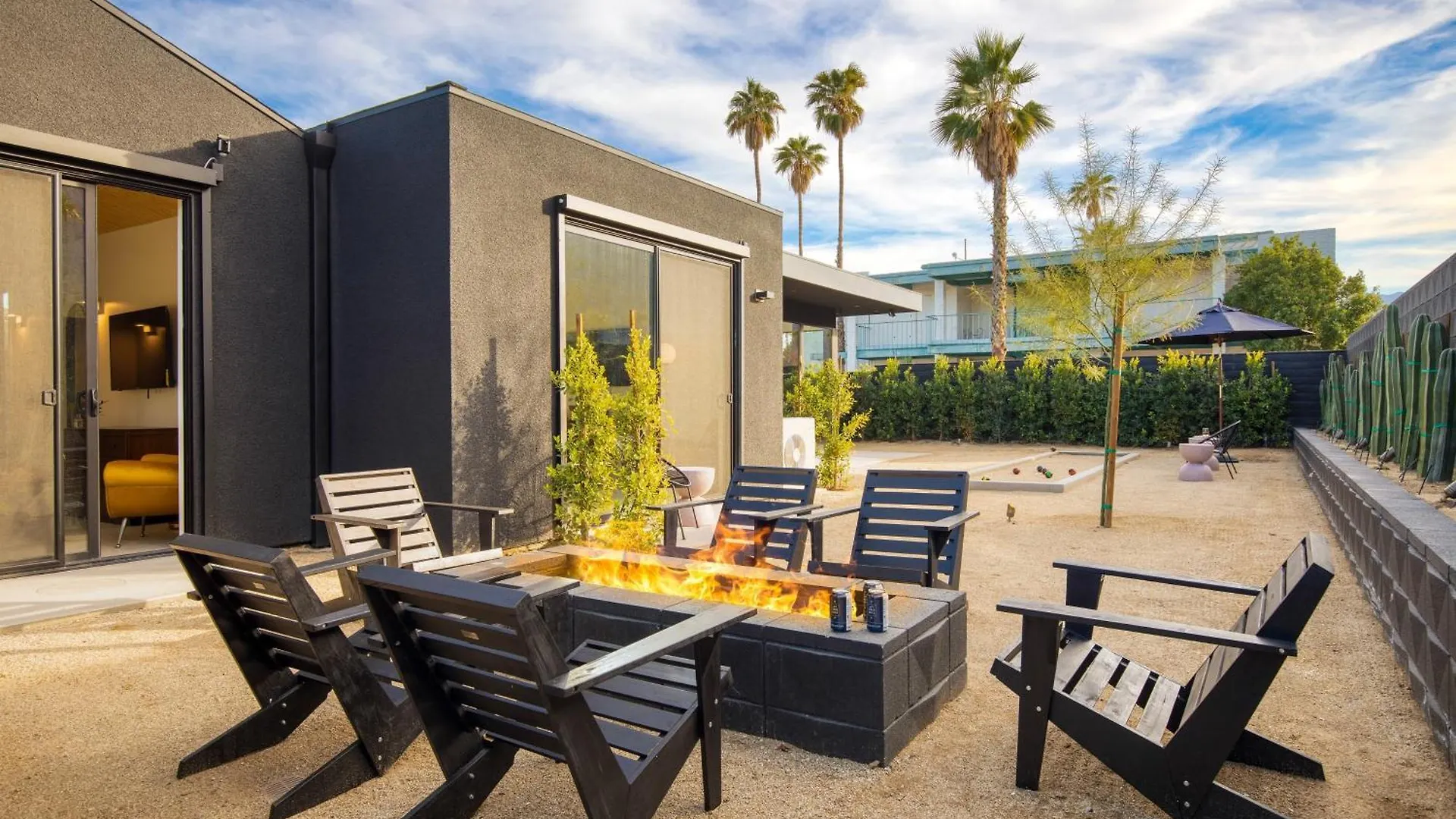 Blackhaus Full Buyout By Avantstay 16-Room Hotel Palm Springs United States