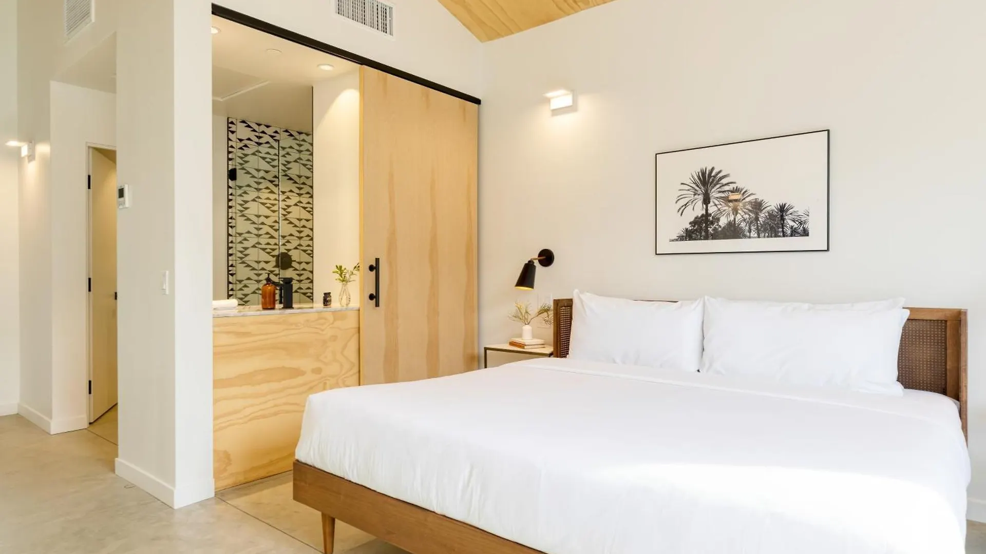Blackhaus Full Buyout By Avantstay 16-Room Hotel Palm Springs 0*,  United States